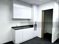 111 Somerset (D9), Office #621516481